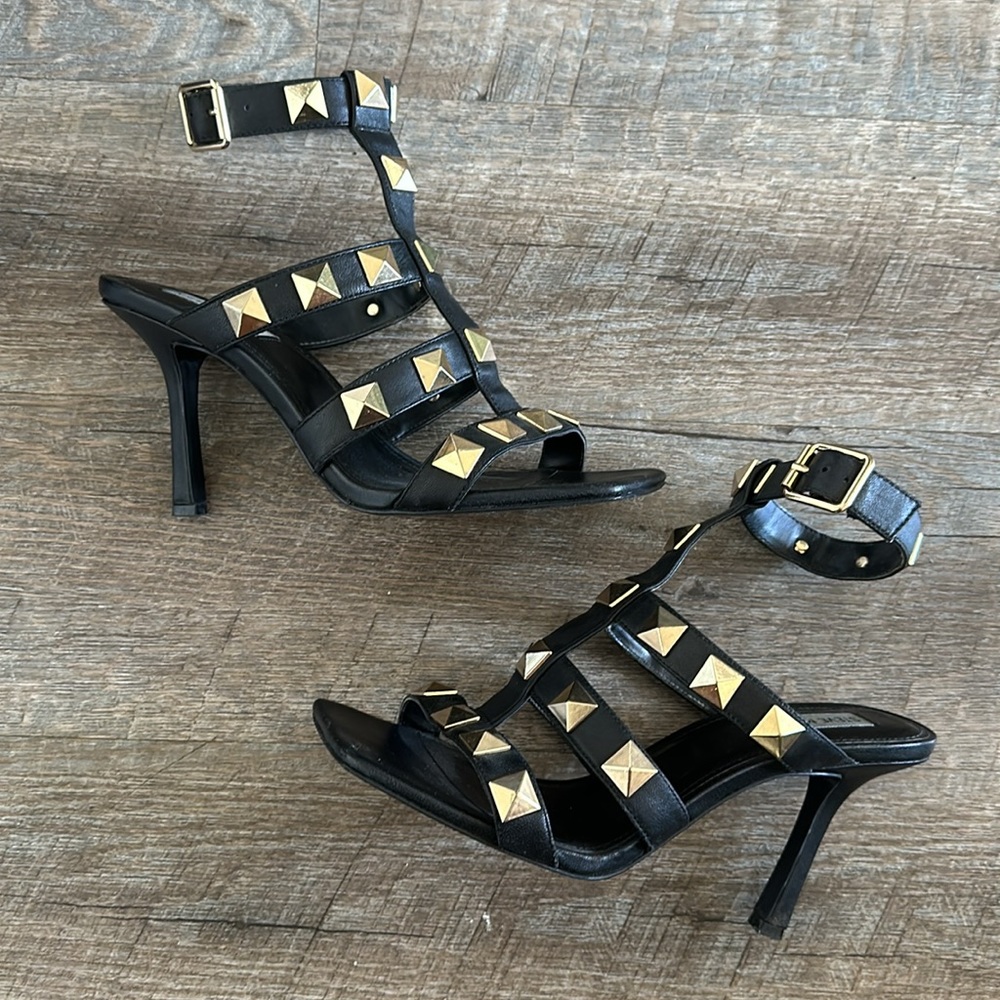 Steve Madden Capri Heels - Black